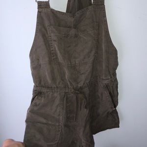 Aritzia army green short overalls